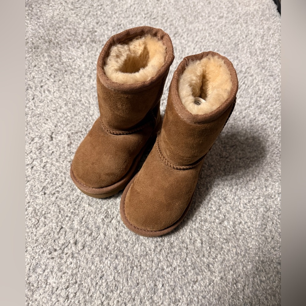 Toddler UGG Classic Boots